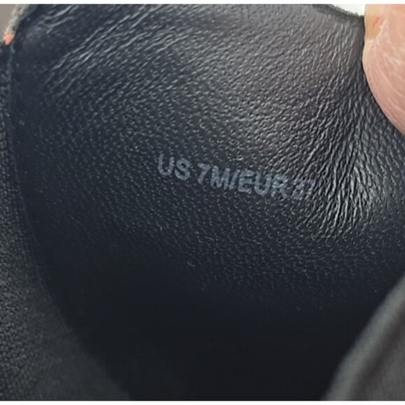 Vince Suede Leather Water Repellent Gray Chunky Heel Bootie Boots Women's 7M - Picture 7 of 10